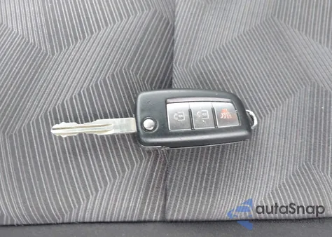 2016 Nissan Rogue S/Sl/Sv z USA, uszkodzony, nr VIN KNMAT2MT3GP703041